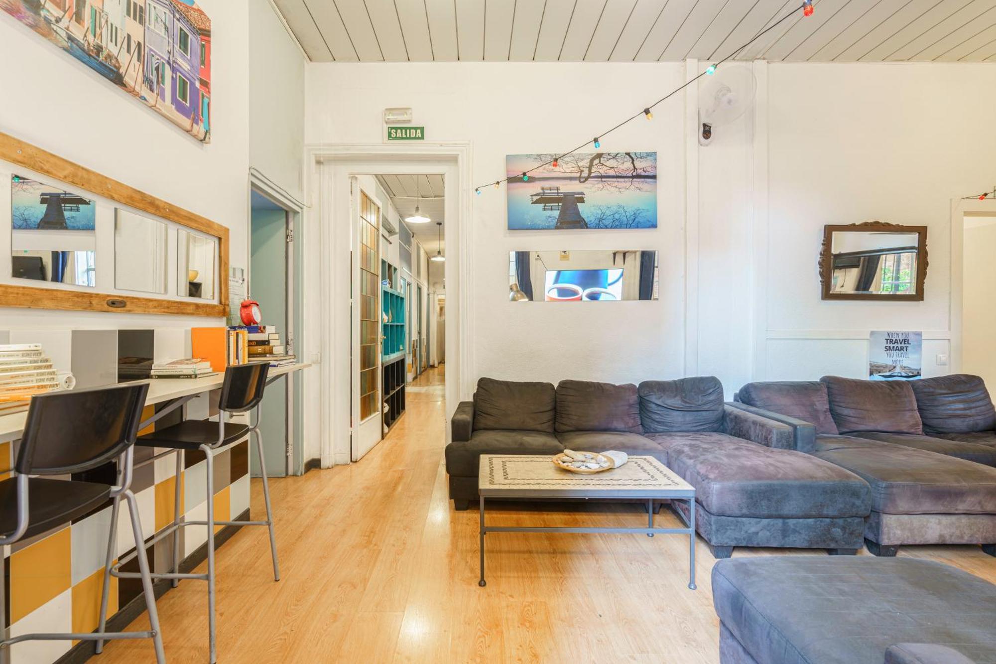 Casa Barcelo Hostel Barcellona Esterno foto